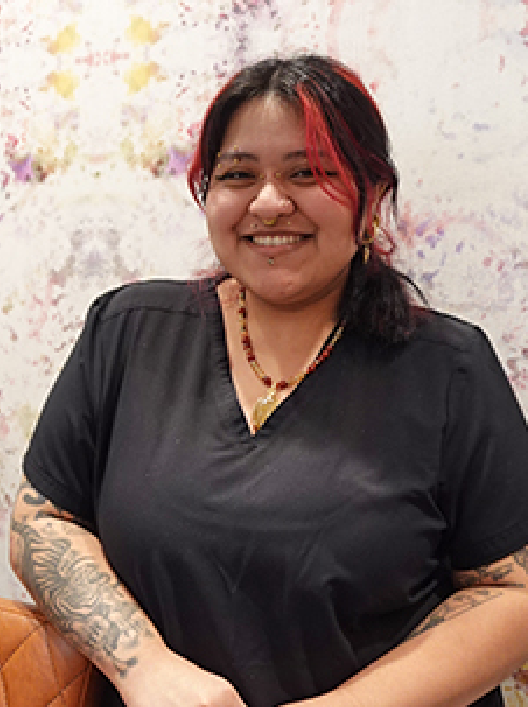 Alley - Professional piercer at Tribu Piercings