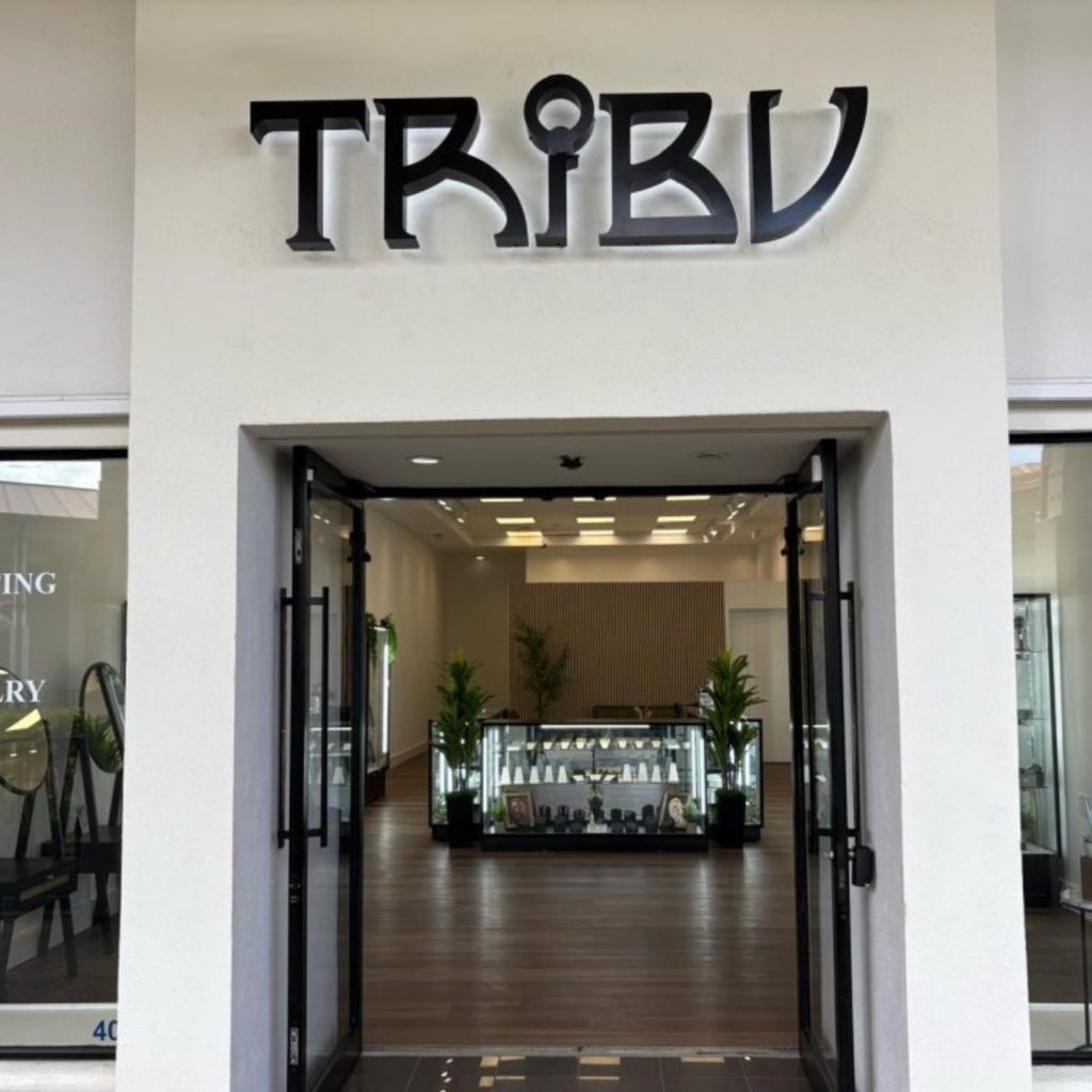 Tribu body piercing and fine jewelry store entrance