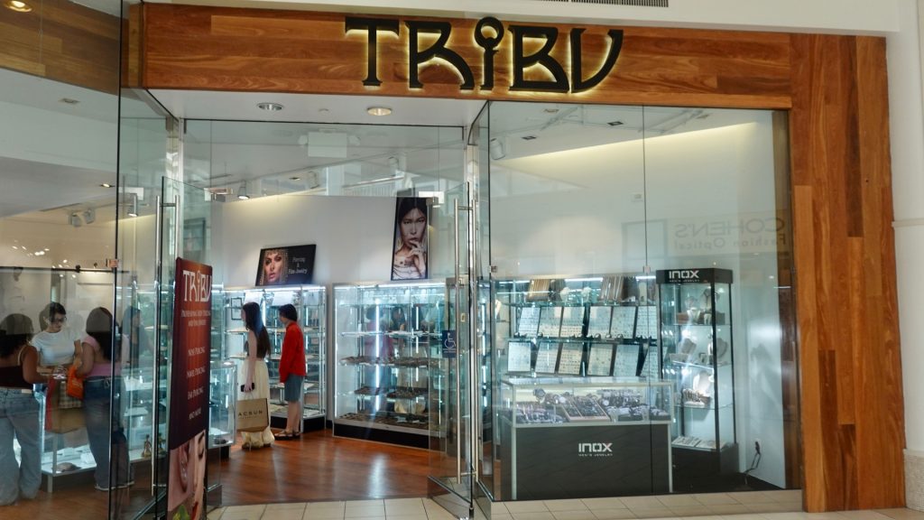 Tribu body piercing and jewelry studio storefront