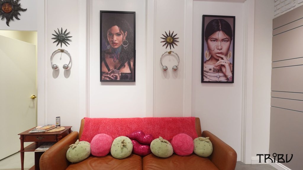 Tribu piercing studio lounge with modern wall art
