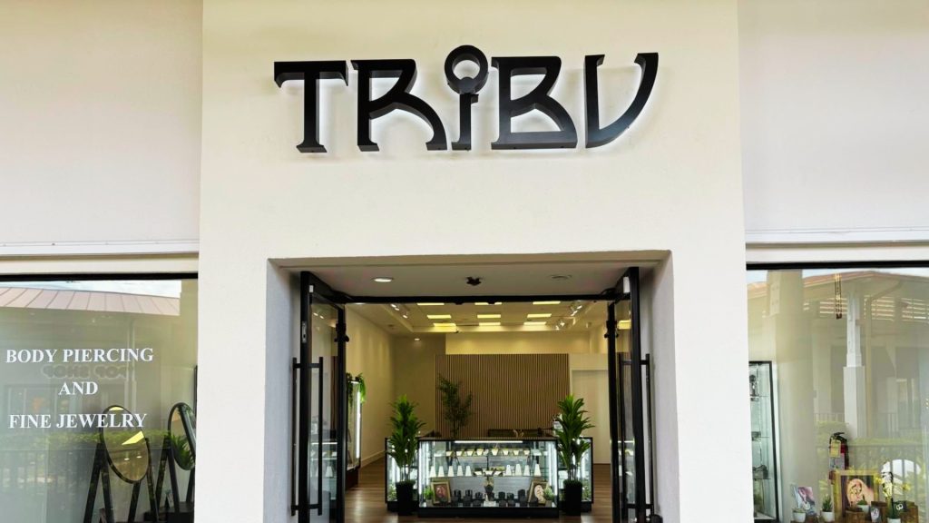 Tribu body piercing and fine jewelry studio entrance