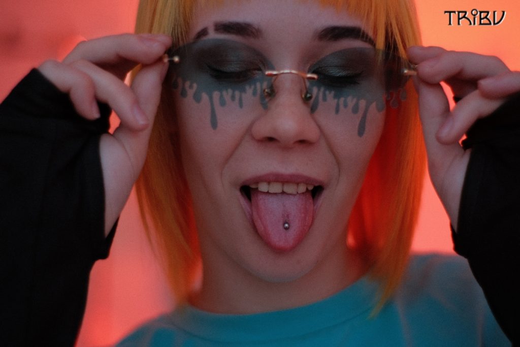 Tongue Piercing Jewelry Style With Alternative Look